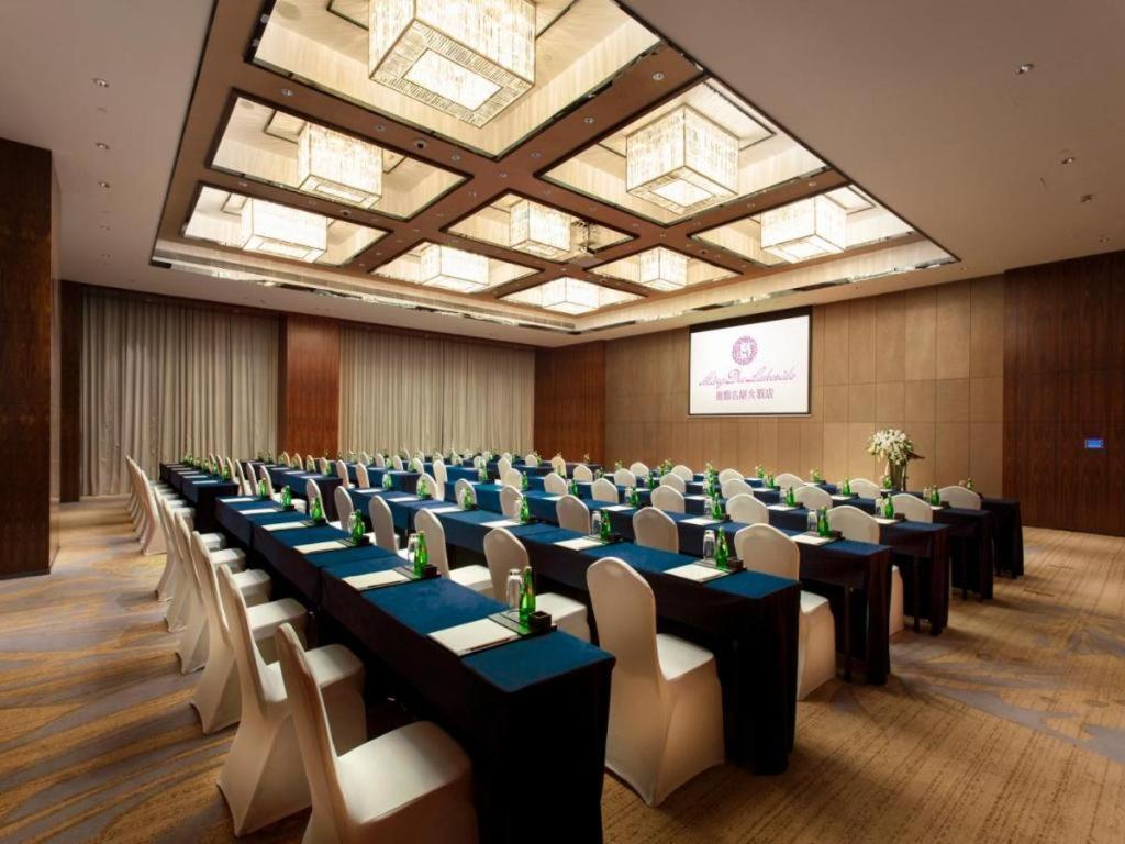 Ming Du Lakeside Hotel ננינג מראה חיצוני תמונה